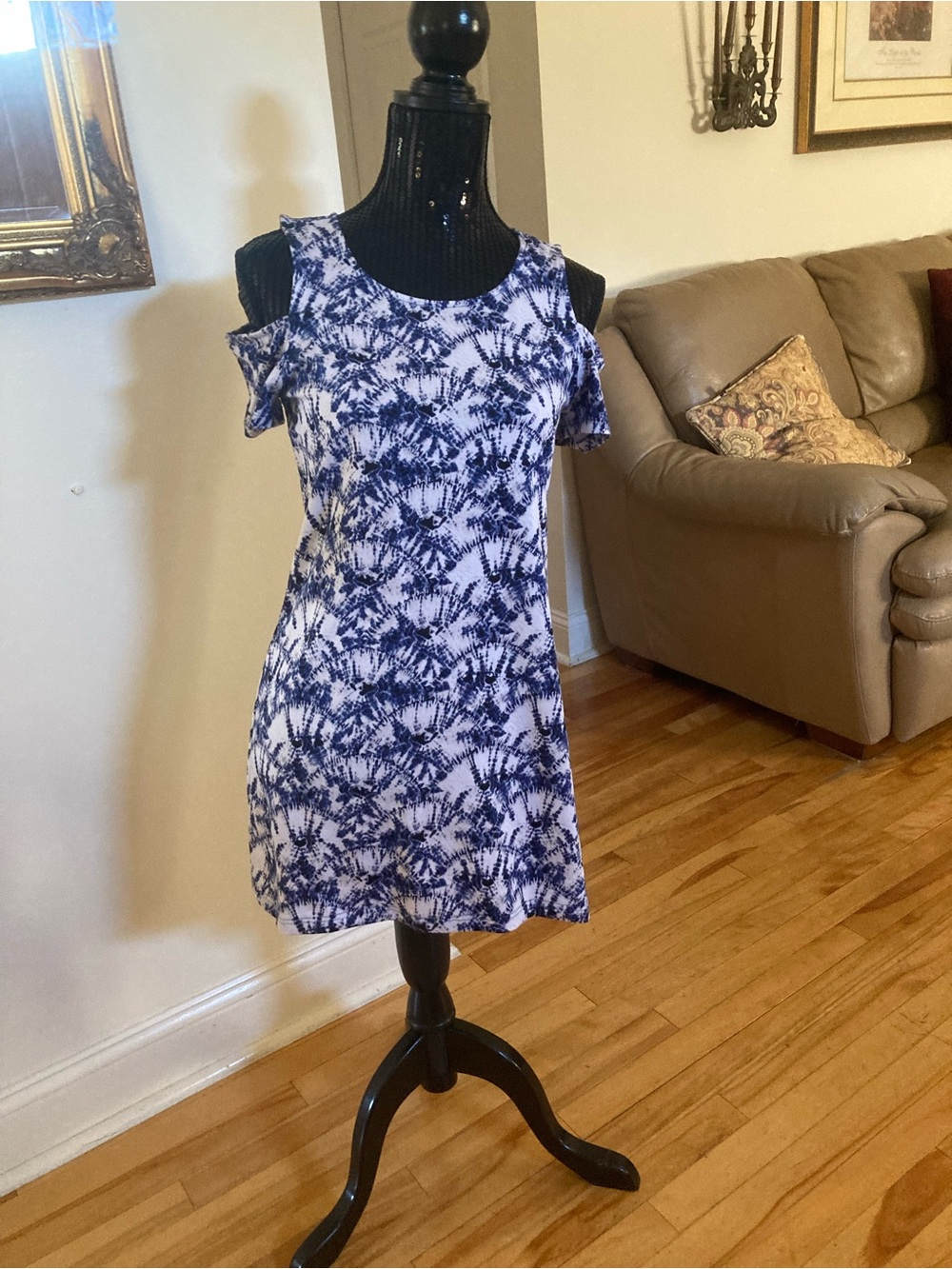 Michael Kors Navy and White and Black Cold-Shoulder Tie-Dye Mini Dress